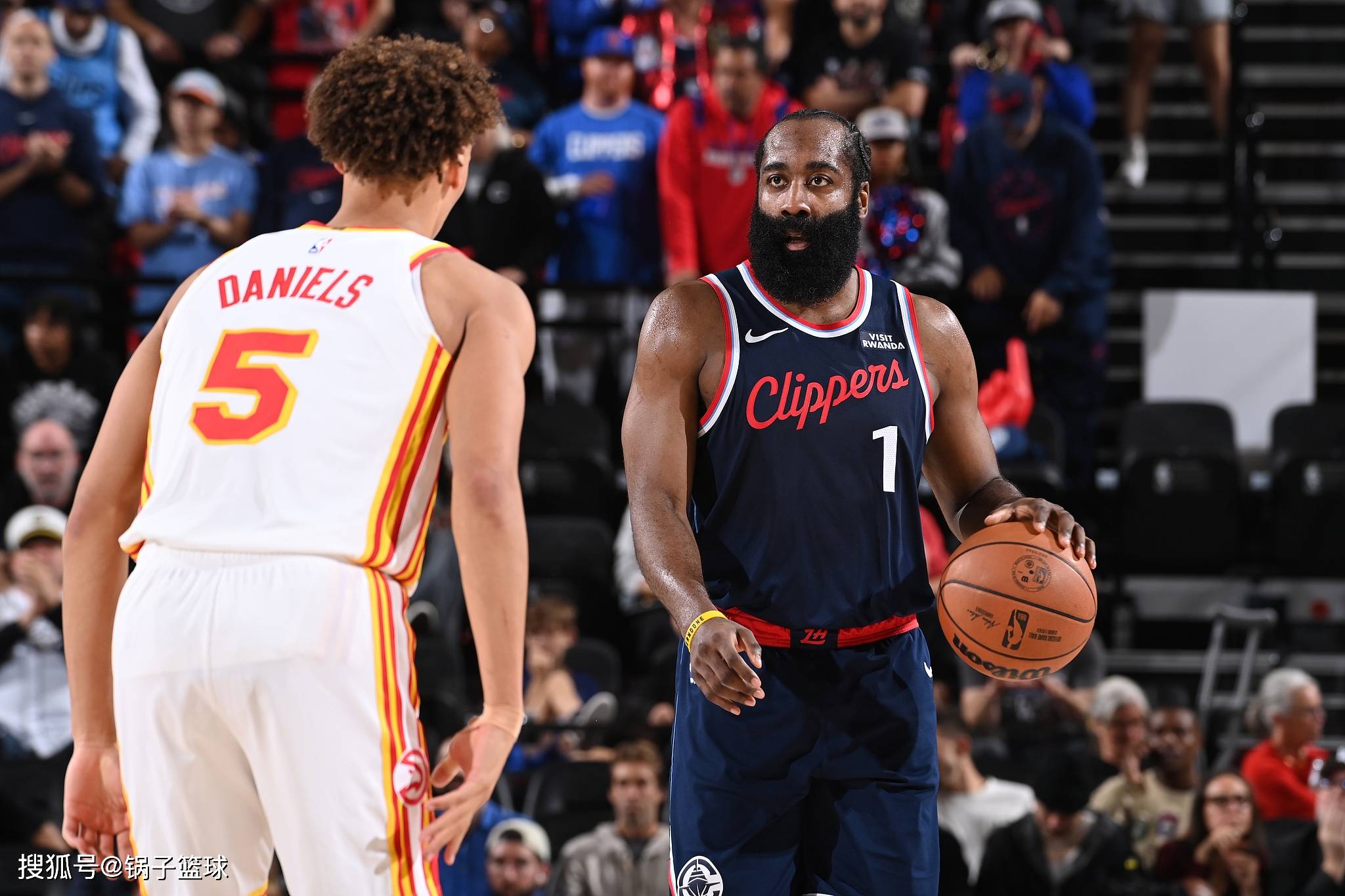 NBA杯快船双加时133-127险胜独行侠终结六连败哈登41+14+11 第1张 NBA杯快船双加时133-127险胜独行侠终结六连败哈登41+14+11 第1张