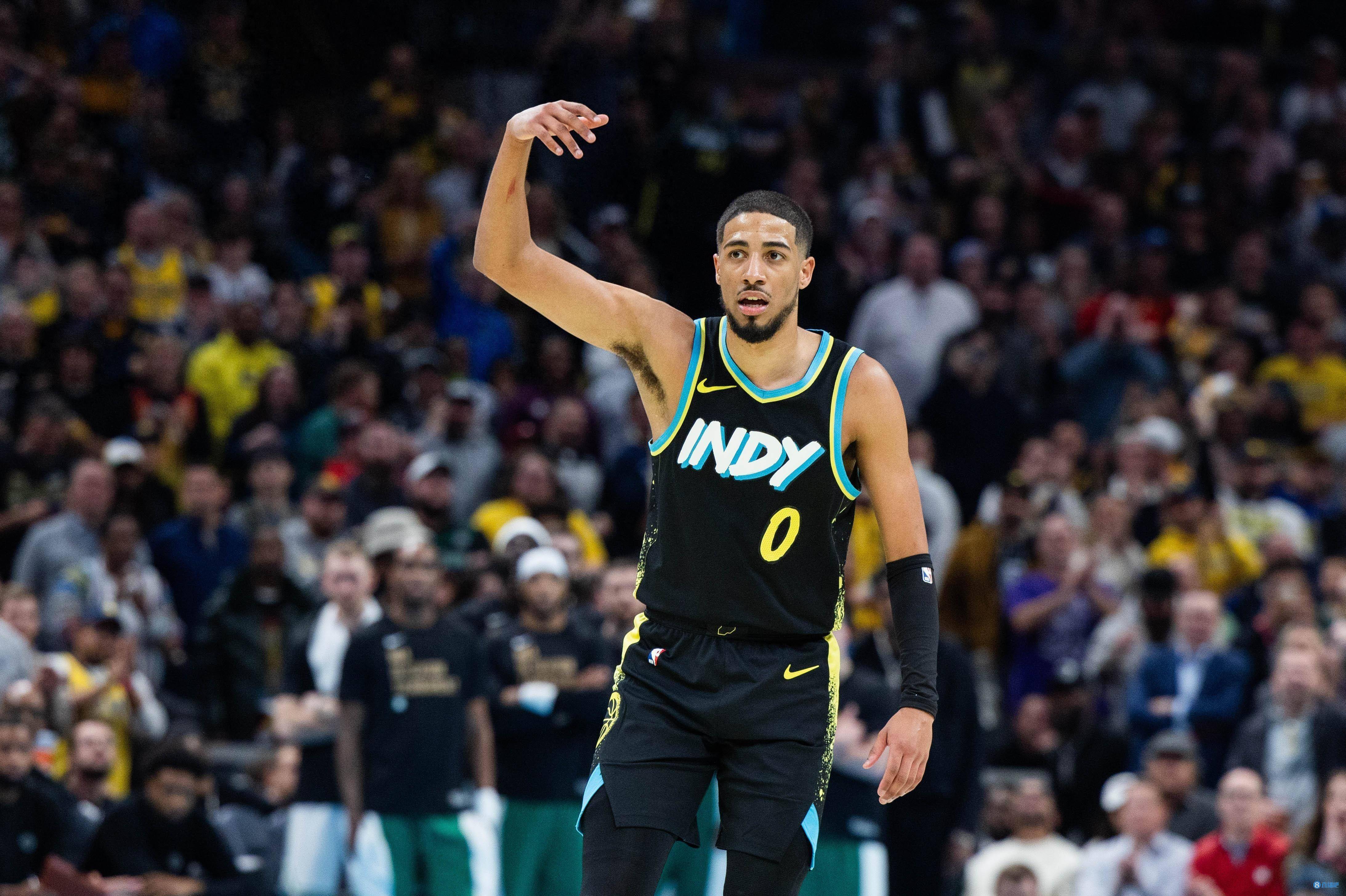 包含亲妈、未婚妻、克拉克首发替补裁掉，哈利伯顿怎么选的词条