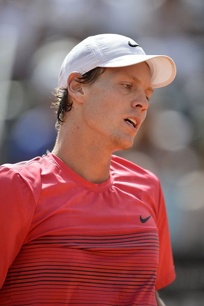 邓超被NBA球星盖帽后愣在原地近4秒表情无奈引热议 第2张 邓超被NBA球星盖帽后愣在原地近4秒表情无奈引热议 第2张