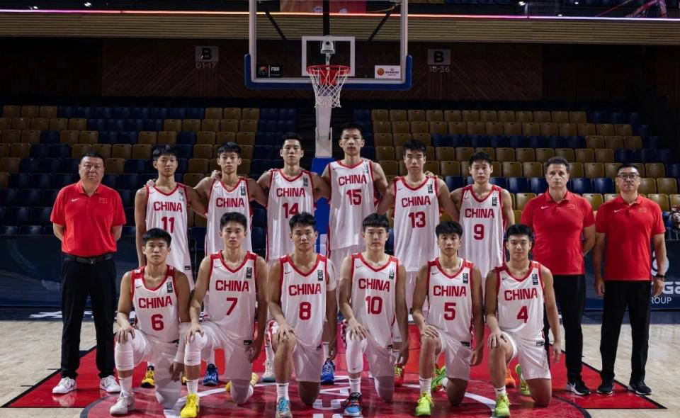 关于FIBA评U16男篮亚洲杯最佳阵容张懿赵杰和张子一入选的信息 第1张 关于FIBA评U16男篮亚洲杯最佳阵容张懿赵杰和张子一入选的信息 第1张