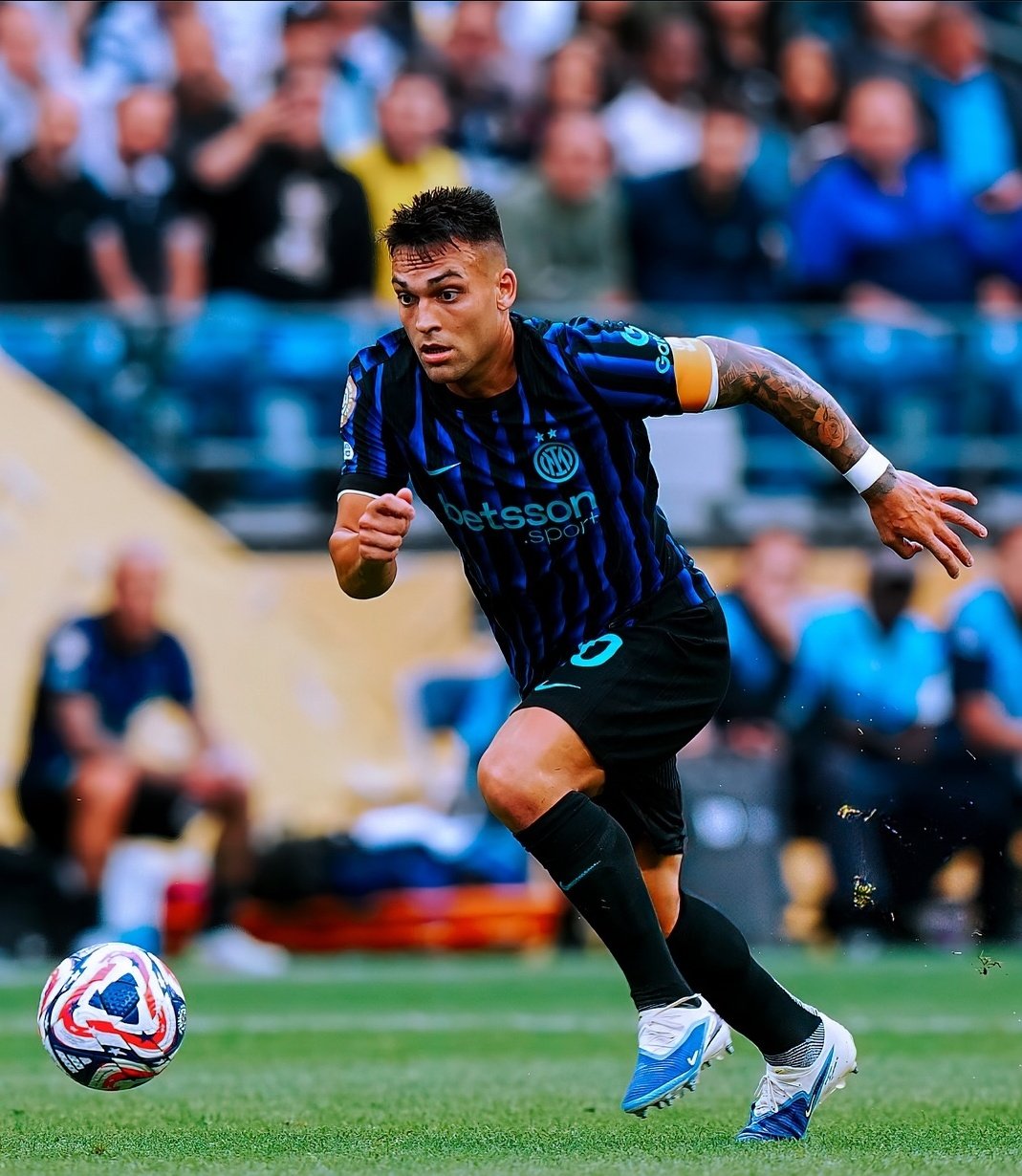 关于欧冠卡拉巴赫2-2切尔西蓝军爆冷被逼平的信息