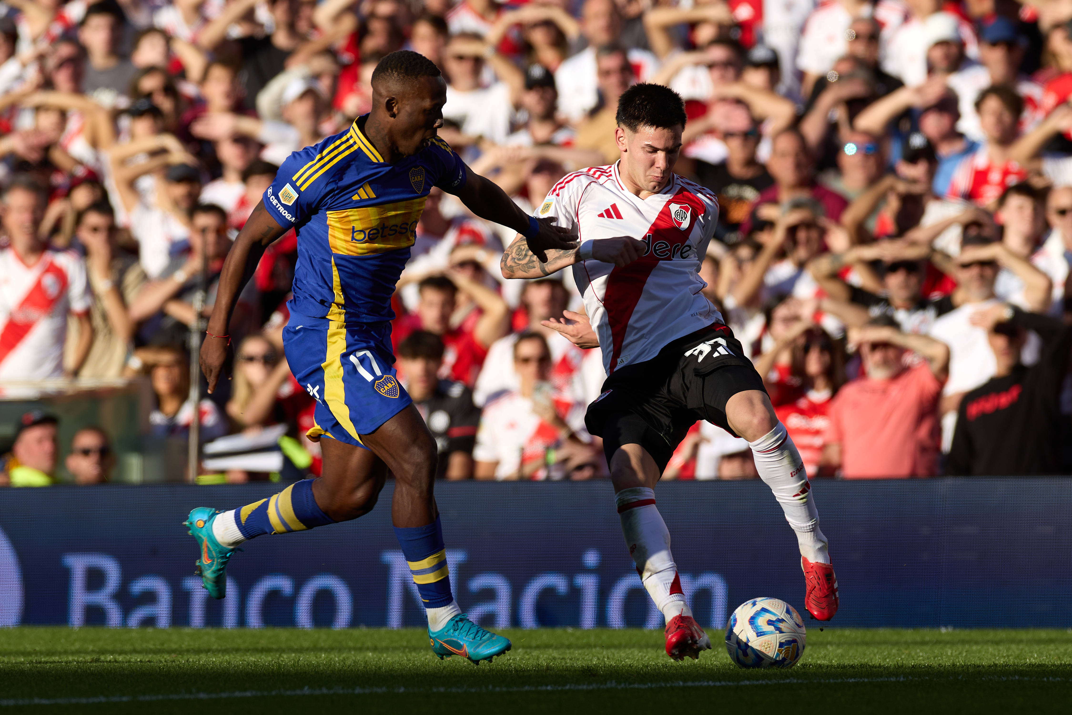 曝皇马将官宣签下马斯坦托诺球员将在世俱杯之后加盟的简单介绍  第1张