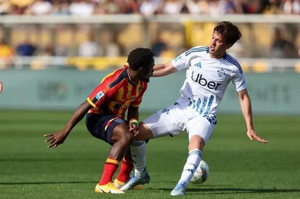 包含曼城中场佩罗内正式加盟科莫曼城拥有二转分成的词条 第1张 包含曼城中场佩罗内正式加盟科莫曼城拥有二转分成的词条 第1张