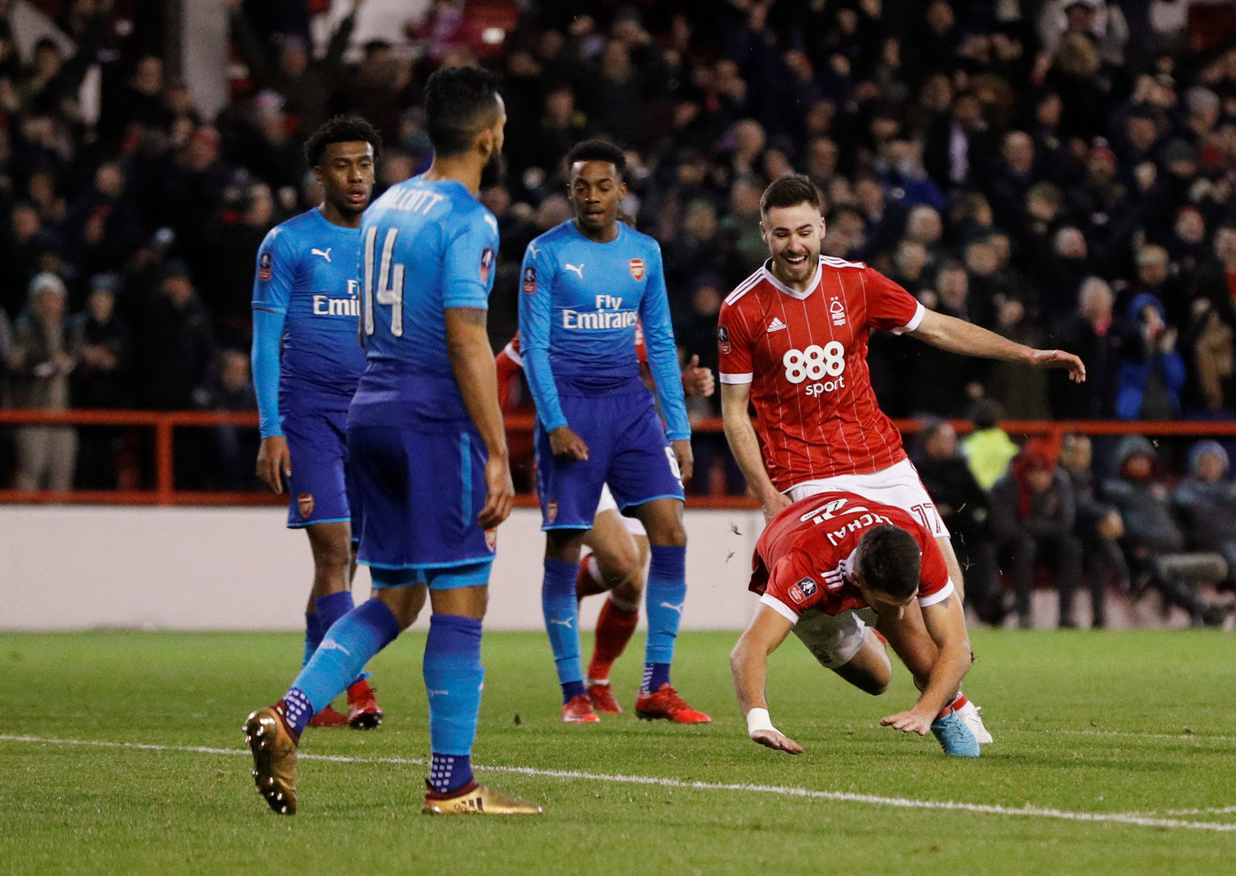 包含诺丁汉森林VS阿森纳保级遇争四高清全程直播平台的词条  第2张