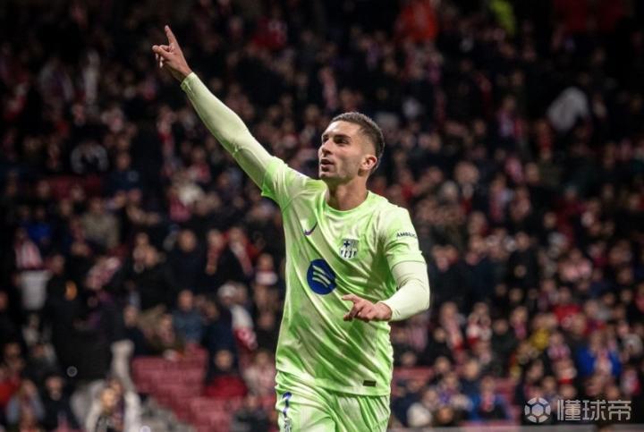 费兰托雷斯打进职业生涯100球国家队层面打进23球的简单介绍  第2张