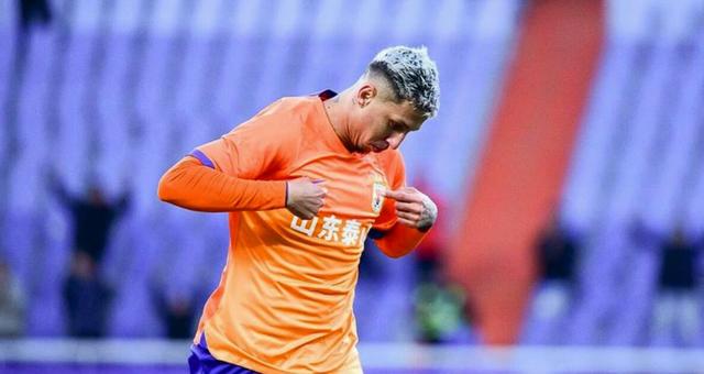 中超山东泰山2-1天津津门虎卡扎破门泽卡头球建功的简单介绍