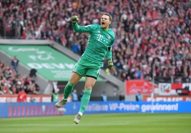 拜仁计划与诺伊尔续约1年将合同延长至2027年的简单介绍 第2张 拜仁计划与诺伊尔续约1年将合同延长至2027年的简单介绍 第2张