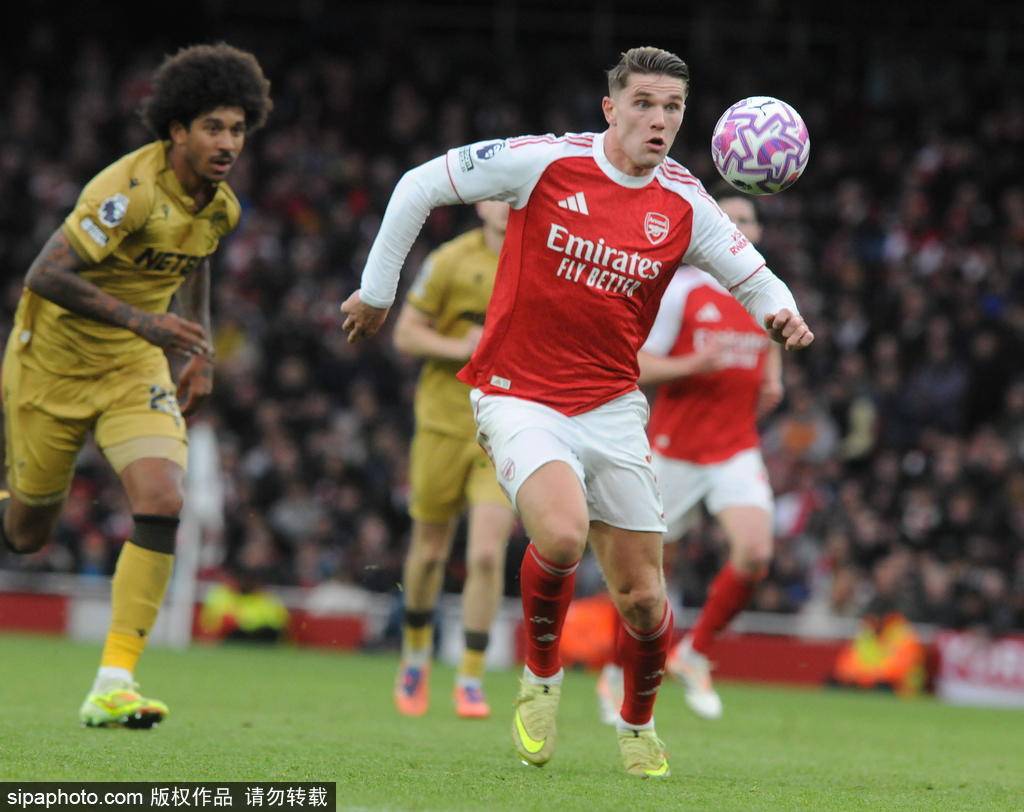 英超切尔西0-0水晶宫埃泽进球被吹德拉普失良机的简单介绍  第1张