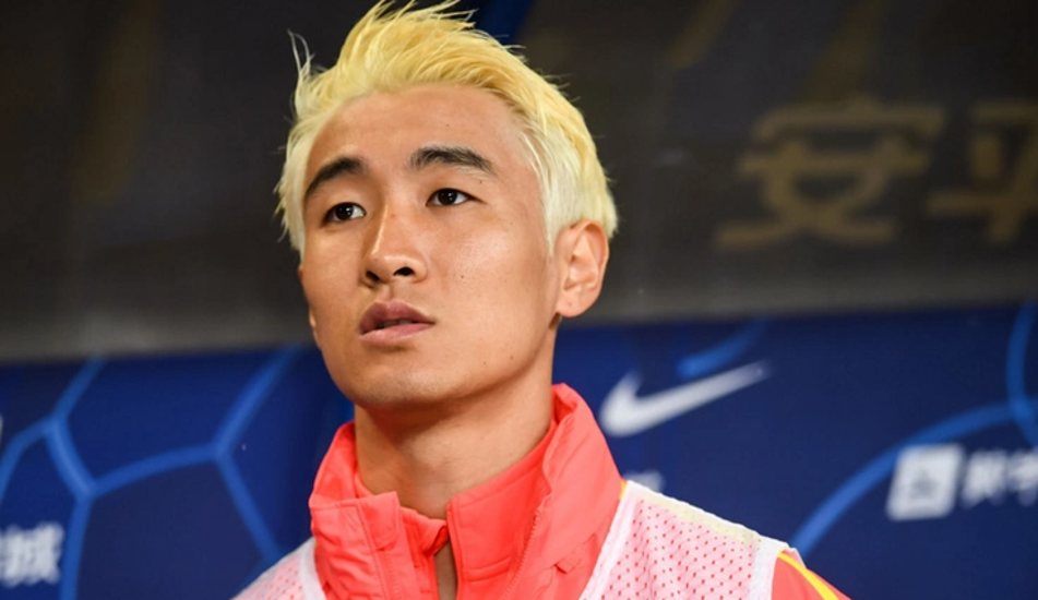 关于中超联赛天津赛区被通报批评因球迷侮辱韦世豪的信息 第2张 关于中超联赛天津赛区被通报批评因球迷侮辱韦世豪的信息 第2张