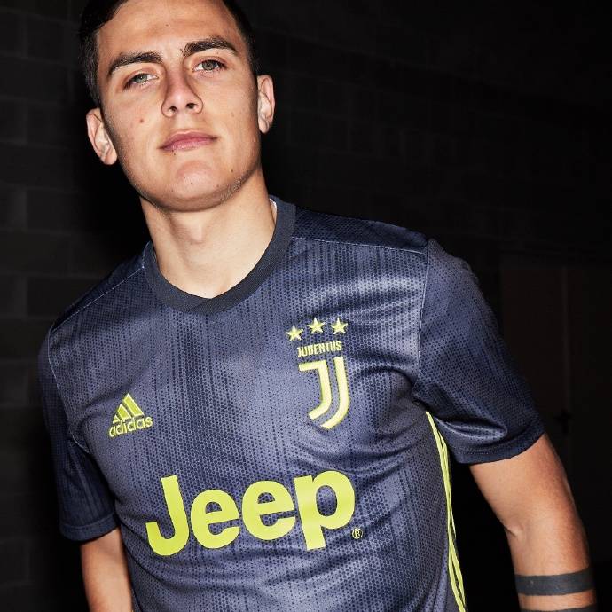 国米发布新赛季第三球衣雷霆灰作为主色调的简单介绍  第1张