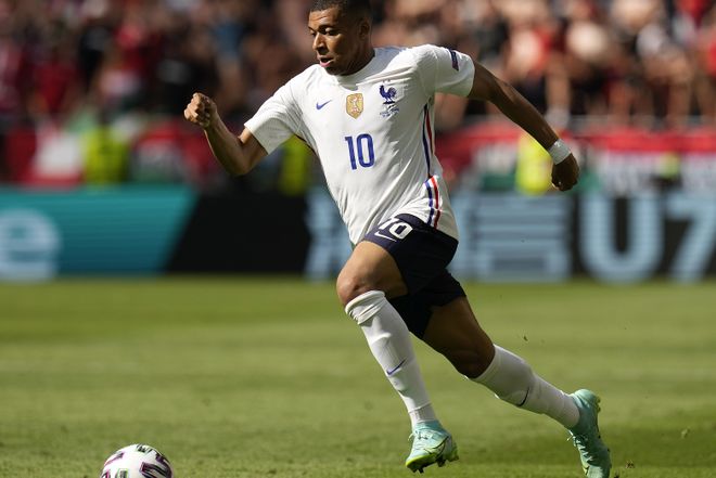 包含姆巴佩国家队生涯打进50球接近亨利和吉鲁的纪录的词条 第1张 包含姆巴佩国家队生涯打进50球接近亨利和吉鲁的纪录的词条 第1张