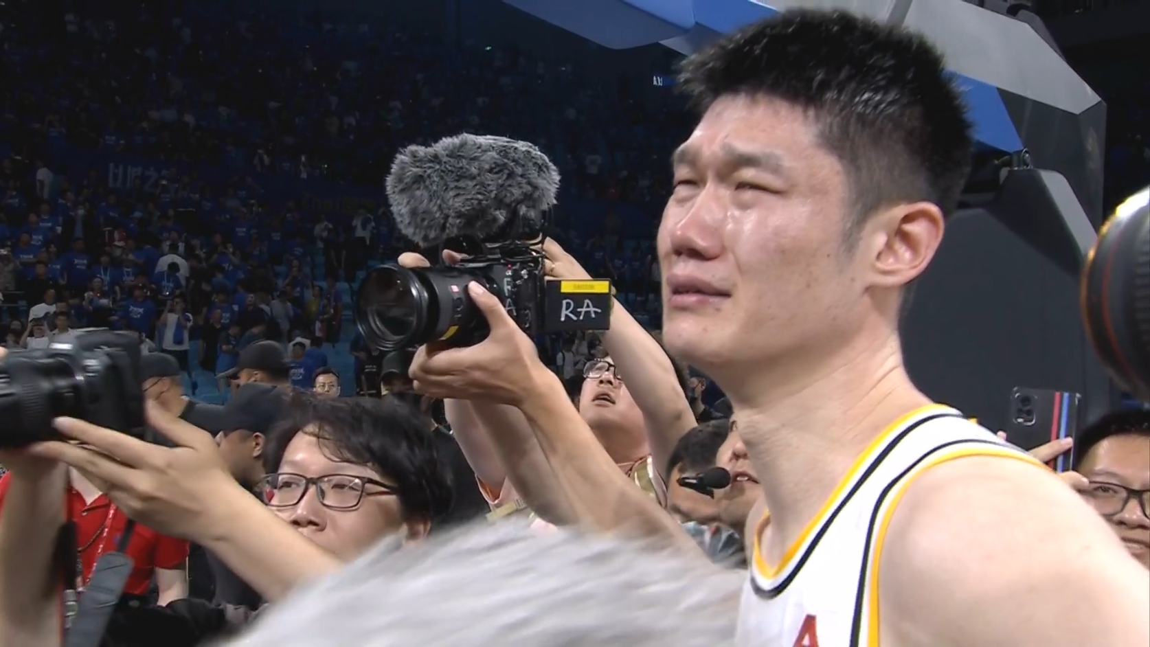 男篮亚洲杯首战胡金秋主动揽责罚球9中2正负值全队最低的简单介绍 第1张 男篮亚洲杯首战胡金秋主动揽责罚球9中2正负值全队最低的简单介绍 第1张