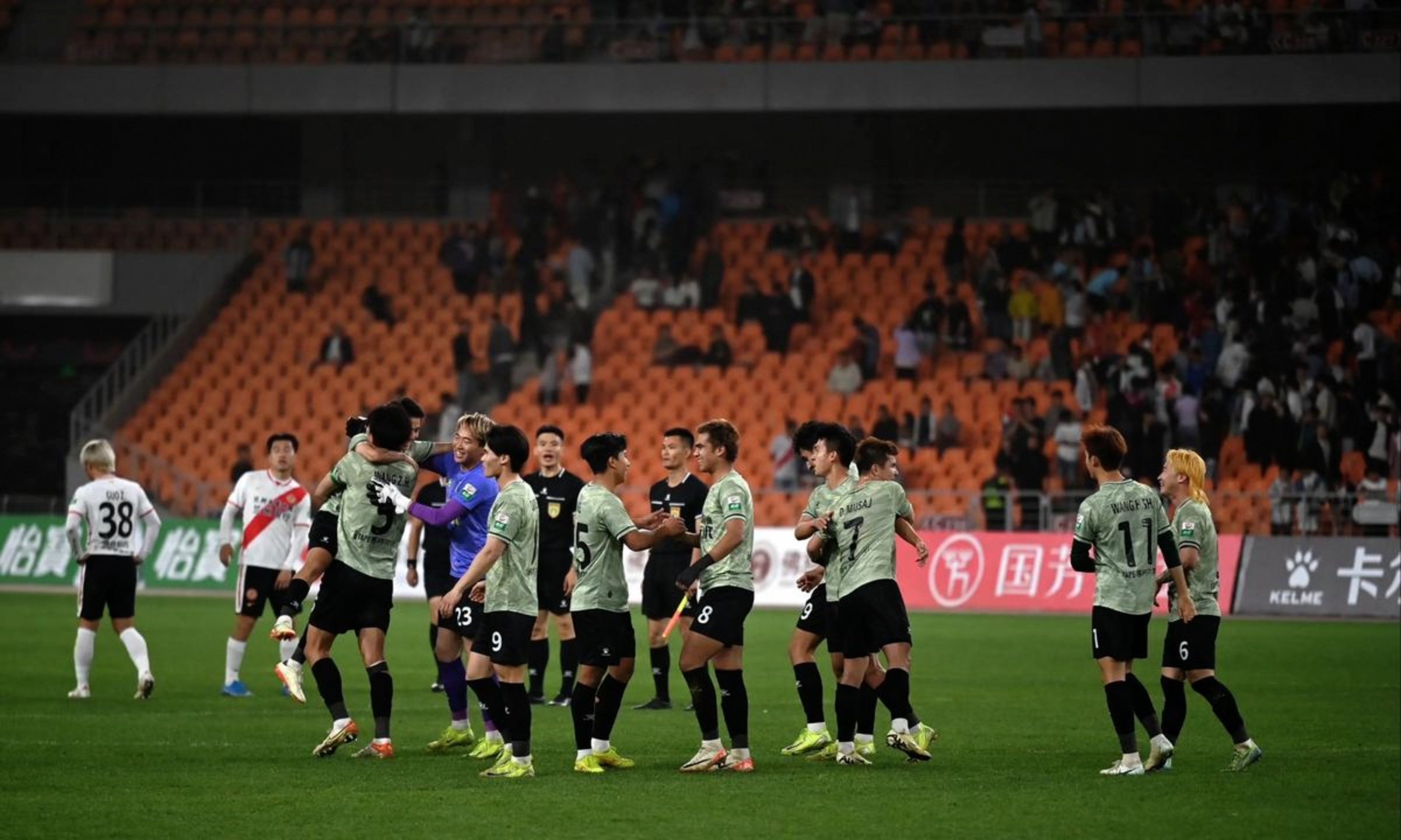 中乙收官成都蓉城青年军夺第四展现巨大潜力的简单介绍  第1张