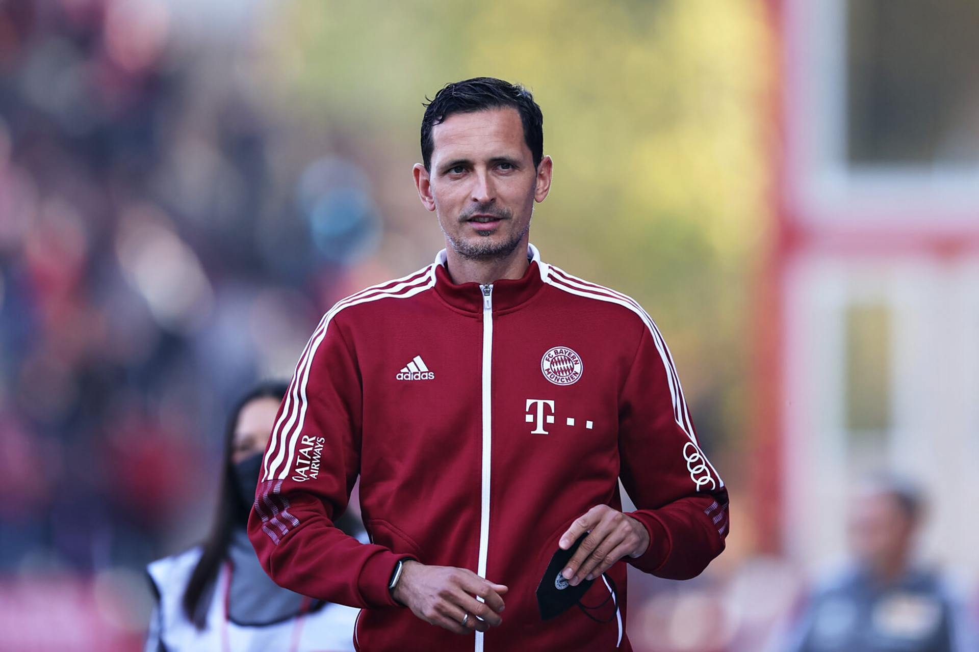 关于温哥华白帽官宣签下穆勒德国传奇人物以自由球员身份加盟的信息  第2张