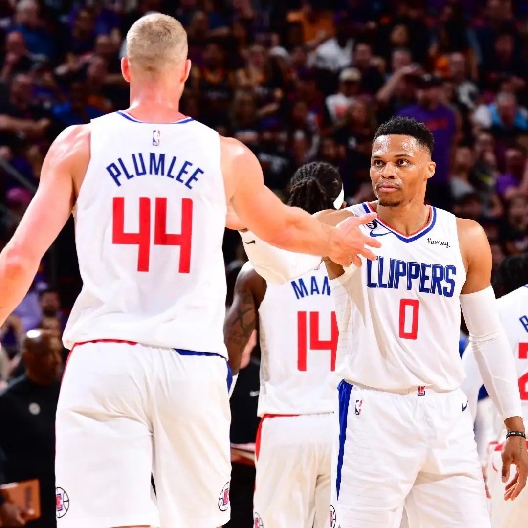 关于ESPN:卡瓦尼伤愈恢复训练有望出战末轮小组赛的信息 第2张 关于ESPN:卡瓦尼伤愈恢复训练有望出战末轮小组赛的信息 第2张