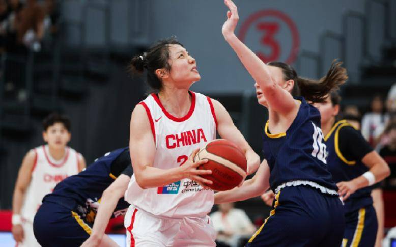 热身赛中国女篮101-55波黑女篮张子宇首秀18+7的简单介绍 第1张 热身赛中国女篮101-55波黑女篮张子宇首秀18+7的简单介绍 第1张