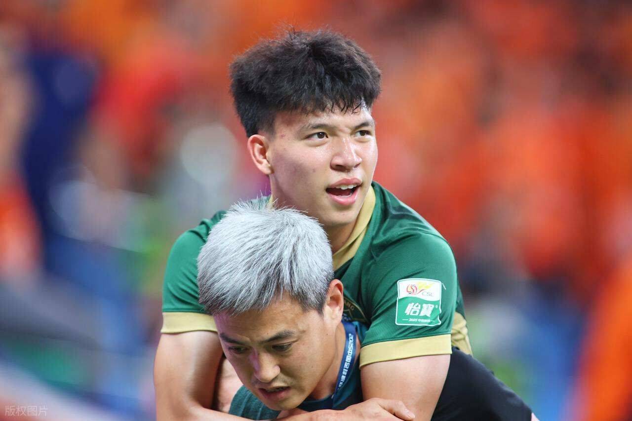 媒体:王钰栋无大碍球员预计能够出战中国香港的简单介绍 第1张 媒体:王钰栋无大碍球员预计能够出战中国香港的简单介绍 第1张