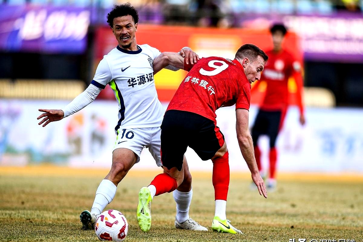 包含曝彭欣力租借加盟长春亚泰曾因辱骂裁判被停赛的词条  第1张