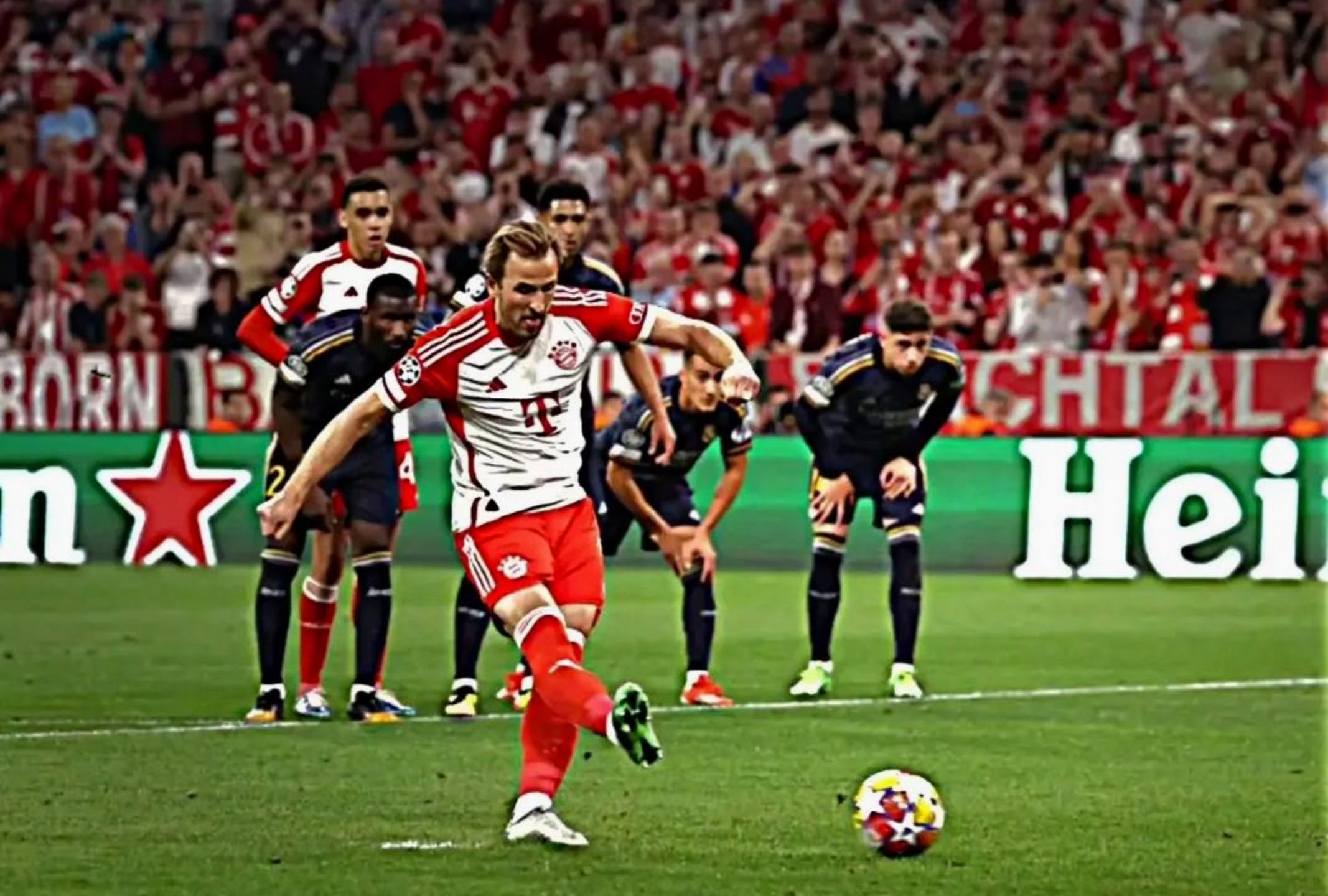 关于友谊赛拜仁慕尼黑2-1里昂迪亚斯首秀造点奥利塞梅开二度建功的信息