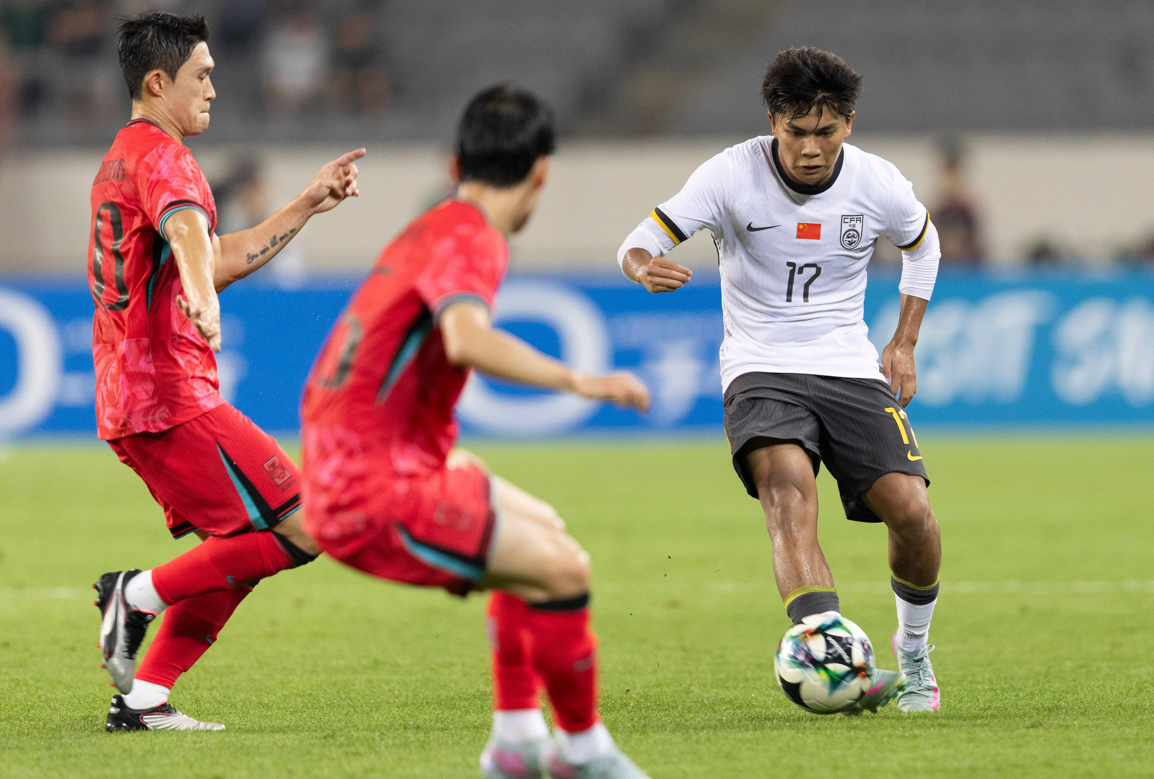 国足承受较大压力中国男足将迎东亚杯最后一场比赛的简单介绍 第1张 国足承受较大压力中国男足将迎东亚杯最后一场比赛的简单介绍 第1张